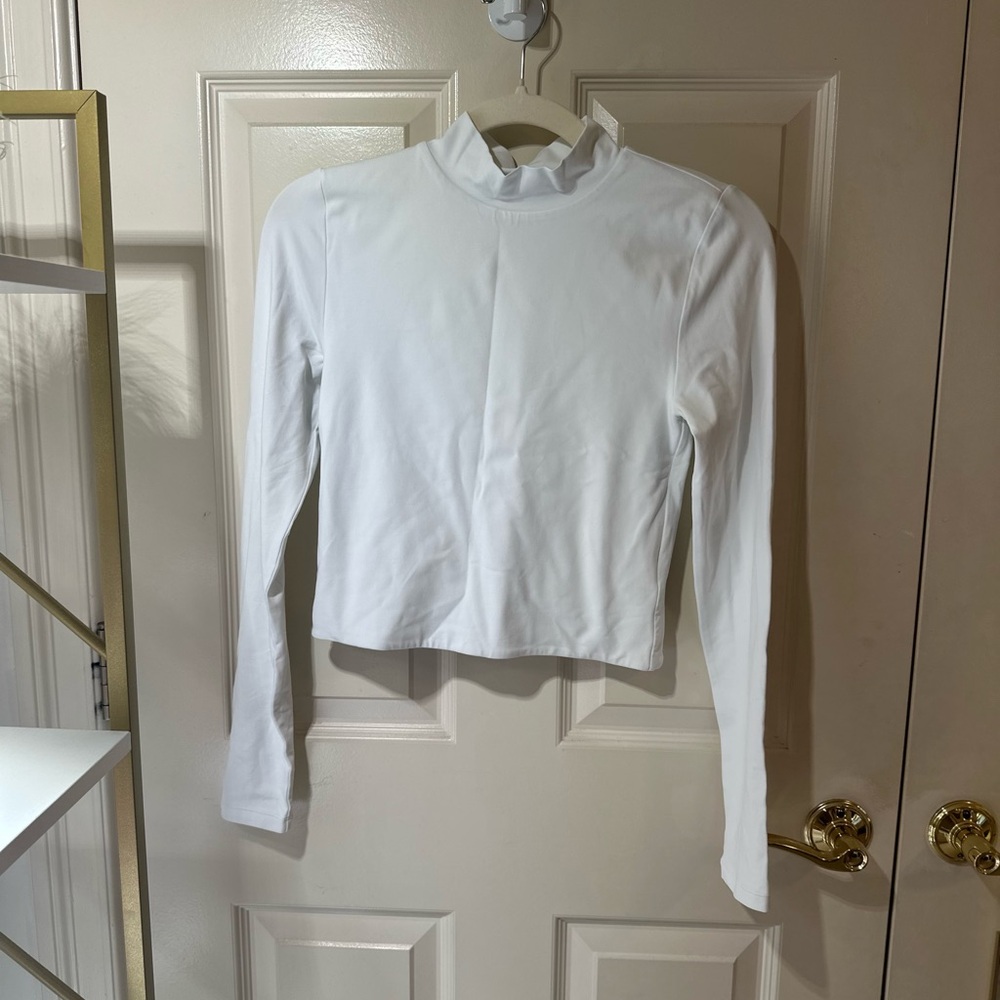 Babaton Contour Long Sleeve Mock Neck Top – White, Size M